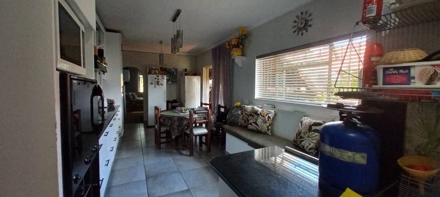 4 Bedroom Property for Sale in Randlespark North West